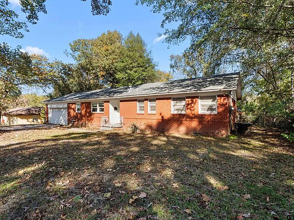 4th image of 2018 Woodhaven Dr