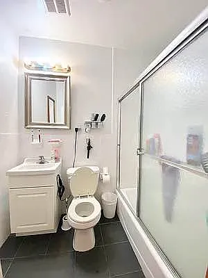 Rented by Oxford Property Group | media 18