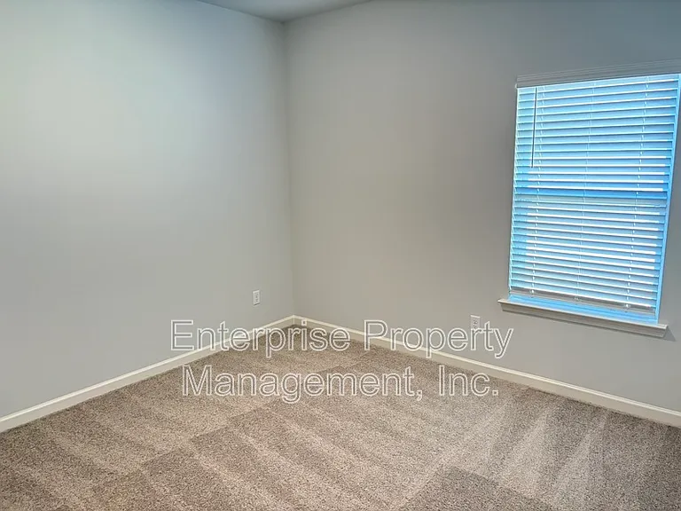 230 Kipling Dr — Photo 8