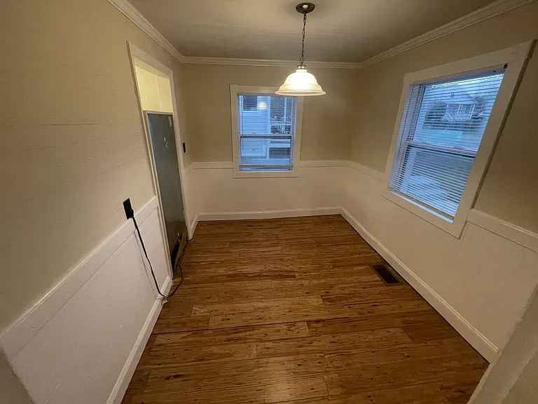 602 Bragg St — Photo 4