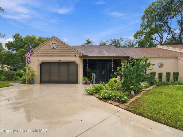 6694 Pin Oak Ct, Spring Hill, FL 34606