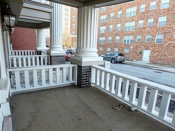 4th image of 3433 Central St APT 202