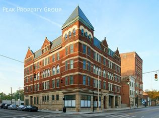 975 E McMillan St #303, Cincinnati, OH 45206