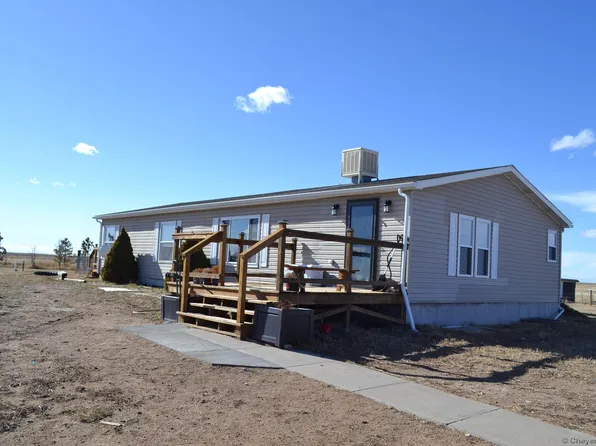 1224 Road 142, Burns, WY 82053