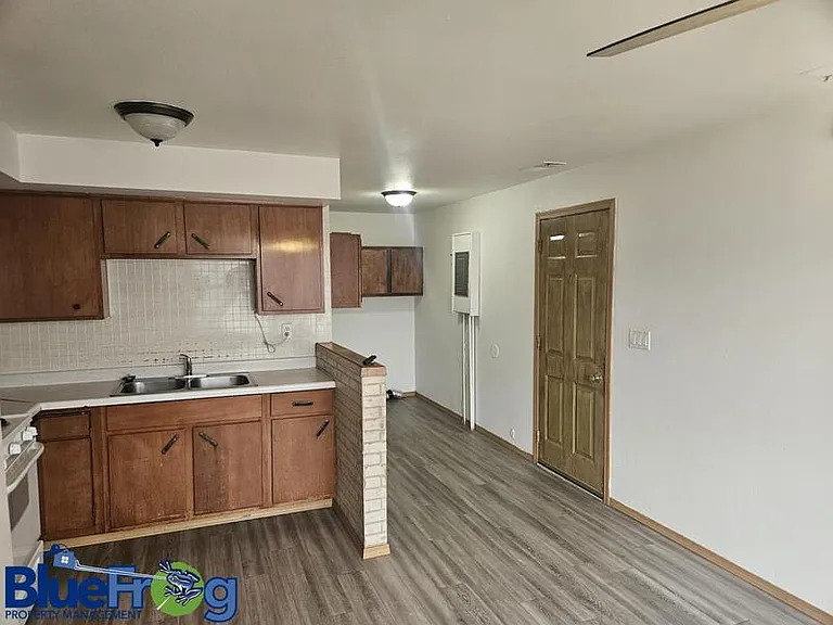 2631 S Telulah Ave — Photo 5