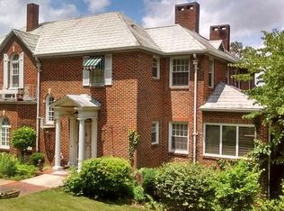 30 Sunset Dr, Anniston, AL 36207