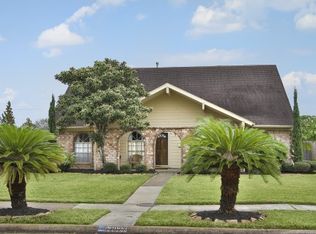 12027 Sagecliff Dr, Houston, TX 77089