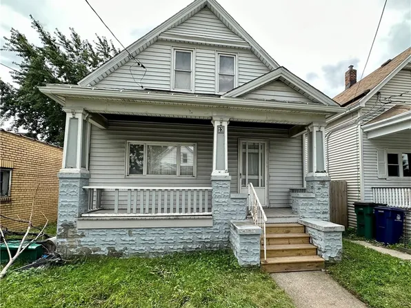 13 Dover St, Buffalo, NY 14212