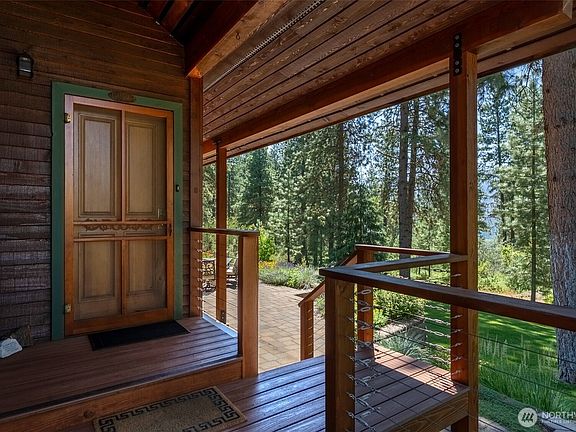 5th image of 2 Trillium Road
