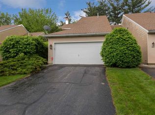 1007 Wheatstone Dr, Mishawaka, IN