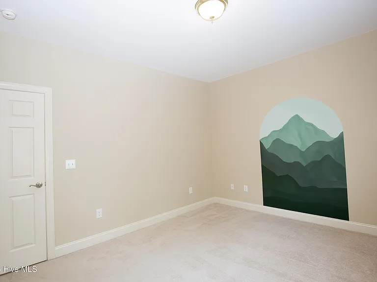 34 Princess Gate Dr — Photo 45