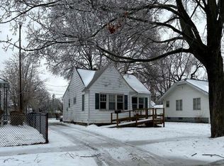 2425 Mallery St, Flint, MI 48504