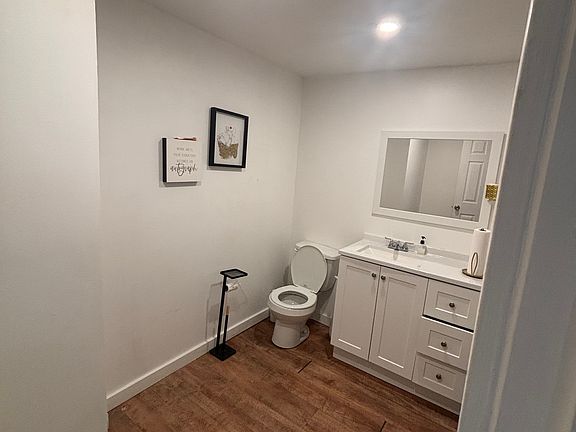 5th image of 10 Freeport St #1