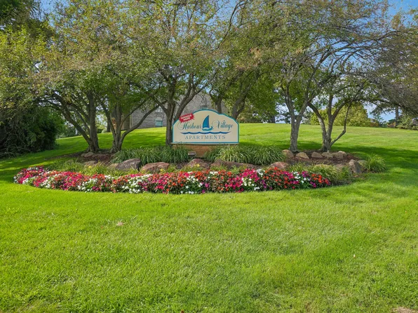 Harbour Village Apartments