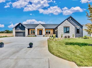 4790 N Ridge Port St, Wichita, KS 67205