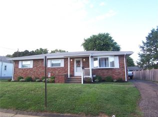 703 36th St, Vienna, WV 26105
