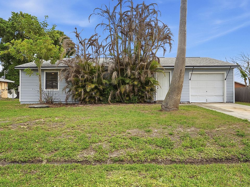 1st image of 1809 SW Morelia Lane