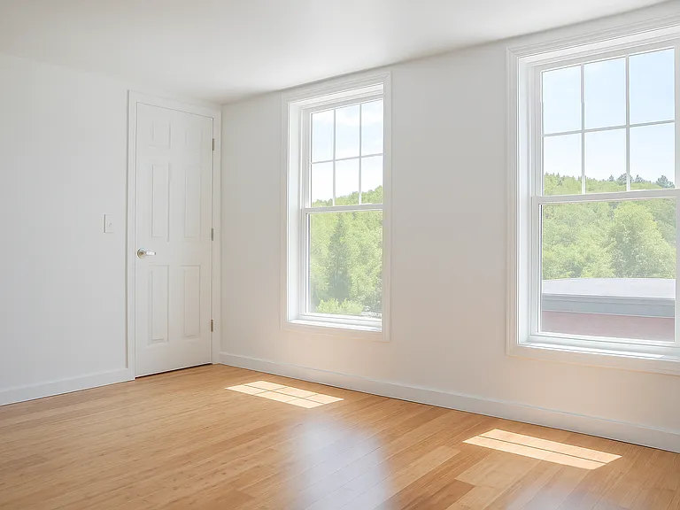 554 Main St #3 — Photo 10