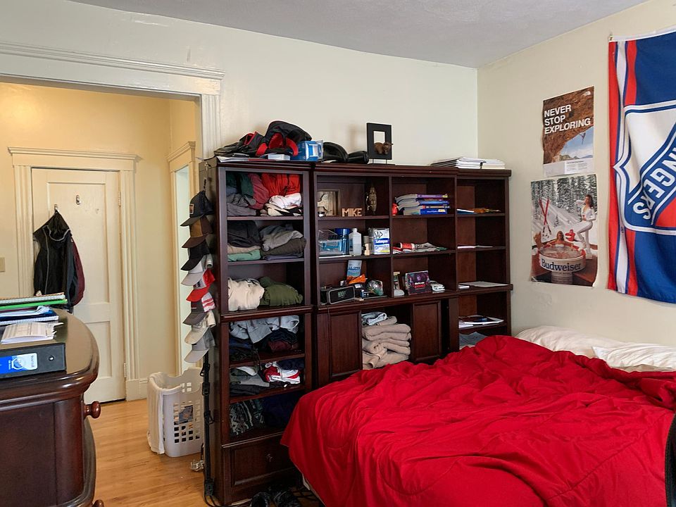 2nd image of 31 Worthington St #10