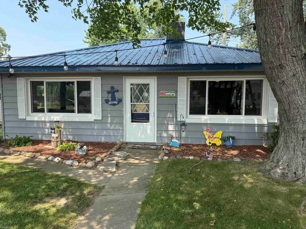 8681 Williams Ct, Pigeon, MI 48755