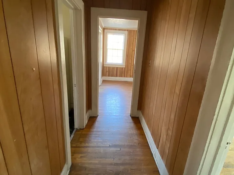 111 Ramsey St #4 — Photo 3