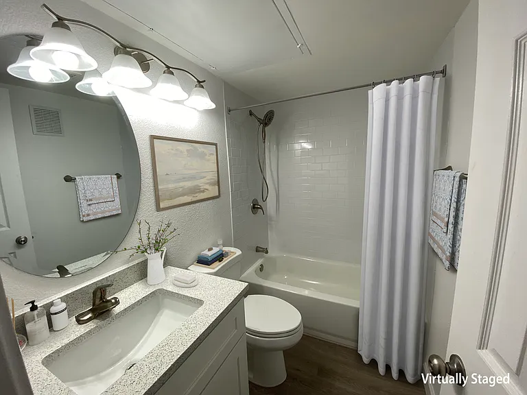 8510 Park Ln #203 — Photo 4