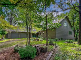30666 Oakleaf Ln, Franklin, MI