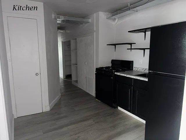 417 W Market St #3B — Photo 5