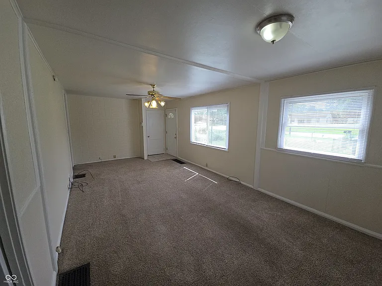 2011 W Kessler Boulevard North Dr — Photo 4