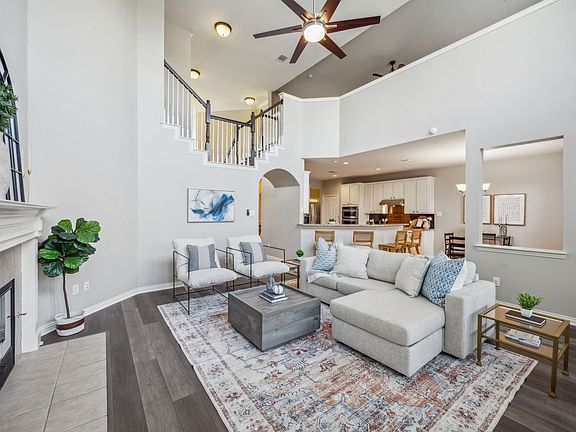 5th image of 1302 Briar Ridge Dr