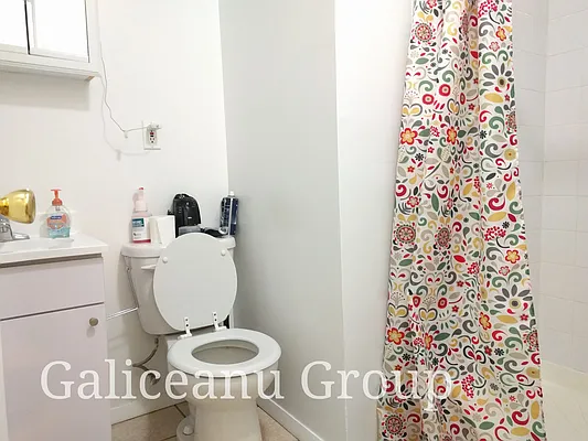 Rented by Lexington Real Estate Group | media 5