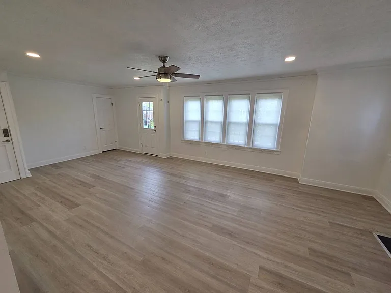 17424 Winslow Rd — Photo 64