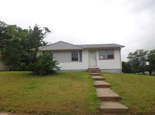 1301 SE Illinois Ave, Topeka, KS 66607