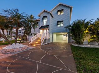 13936 Harbor View Dr, Seminole, FL 33776