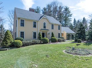 78 Norrans Ridge Dr, Ridgefield, CT 06877