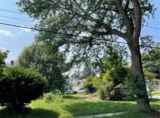 147 Perinton St, Rochester, NY 14615