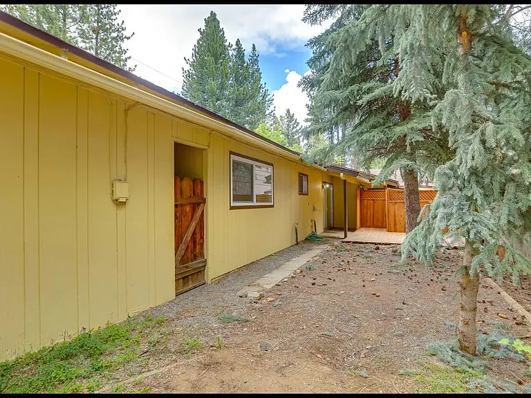 2708 Armstrong Ave #A — Photo 17