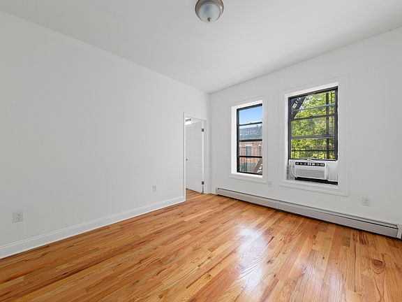 5th image of 1587 Lincoln Pl APT 3