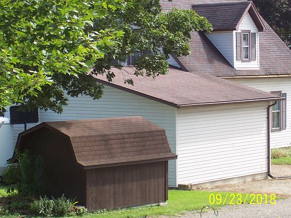 3rd image of 523 E Main St