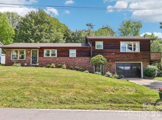 401 Lower Grassy Branch Rd, Asheville, NC 28805
