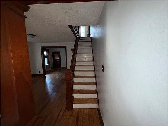 4th image of 625 Bishopthorpe St
