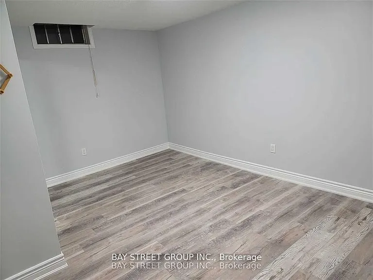 1606 Amberlea Rd #BASEMENT — Photo 8