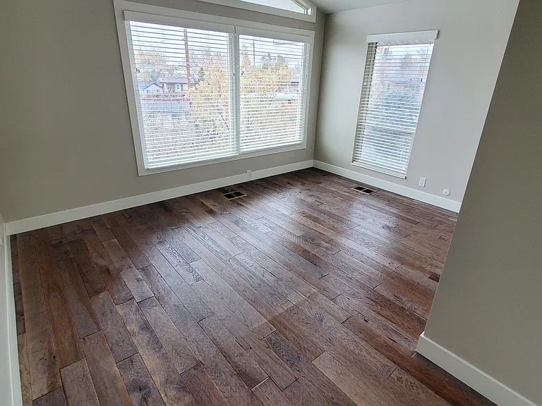 3912 S Nora Cir — Photo 5