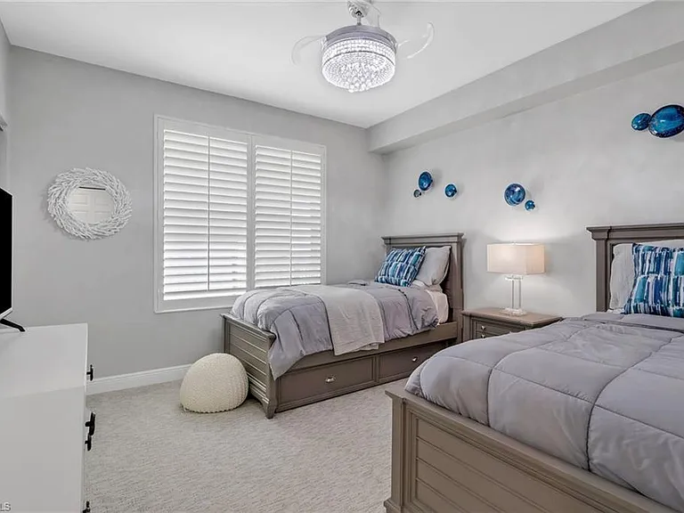 420 Cove Tower Dr #802 — Photo 22