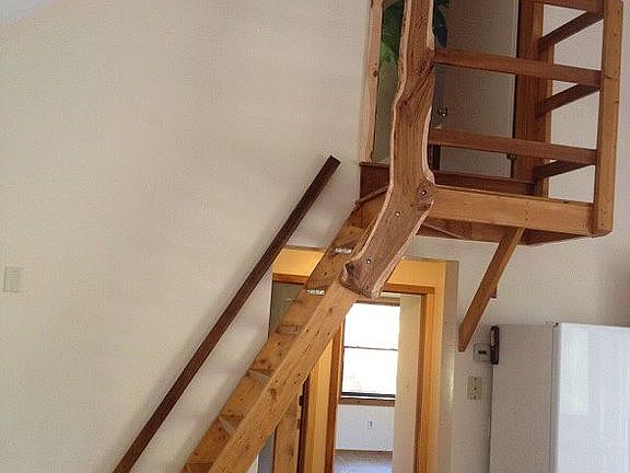 stairs to loft