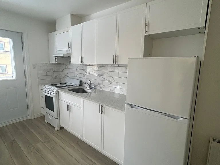 630 Cummings Ave — Photo 14