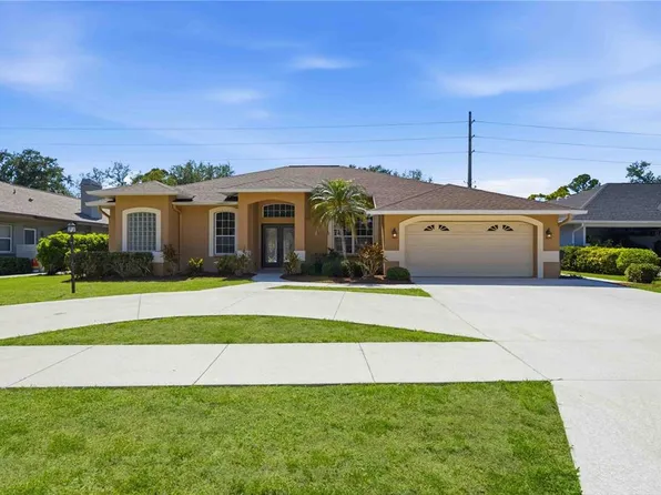 562 Oak Bay Dr, Osprey, FL 34229