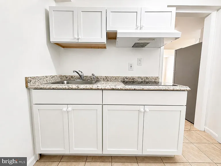 8268 Vermont Pl — Photo 24