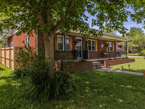300 Ohio Ave, Etowah, TN 37331