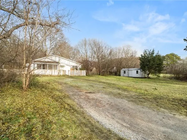 238 Dallas St, Hiram, GA 30141